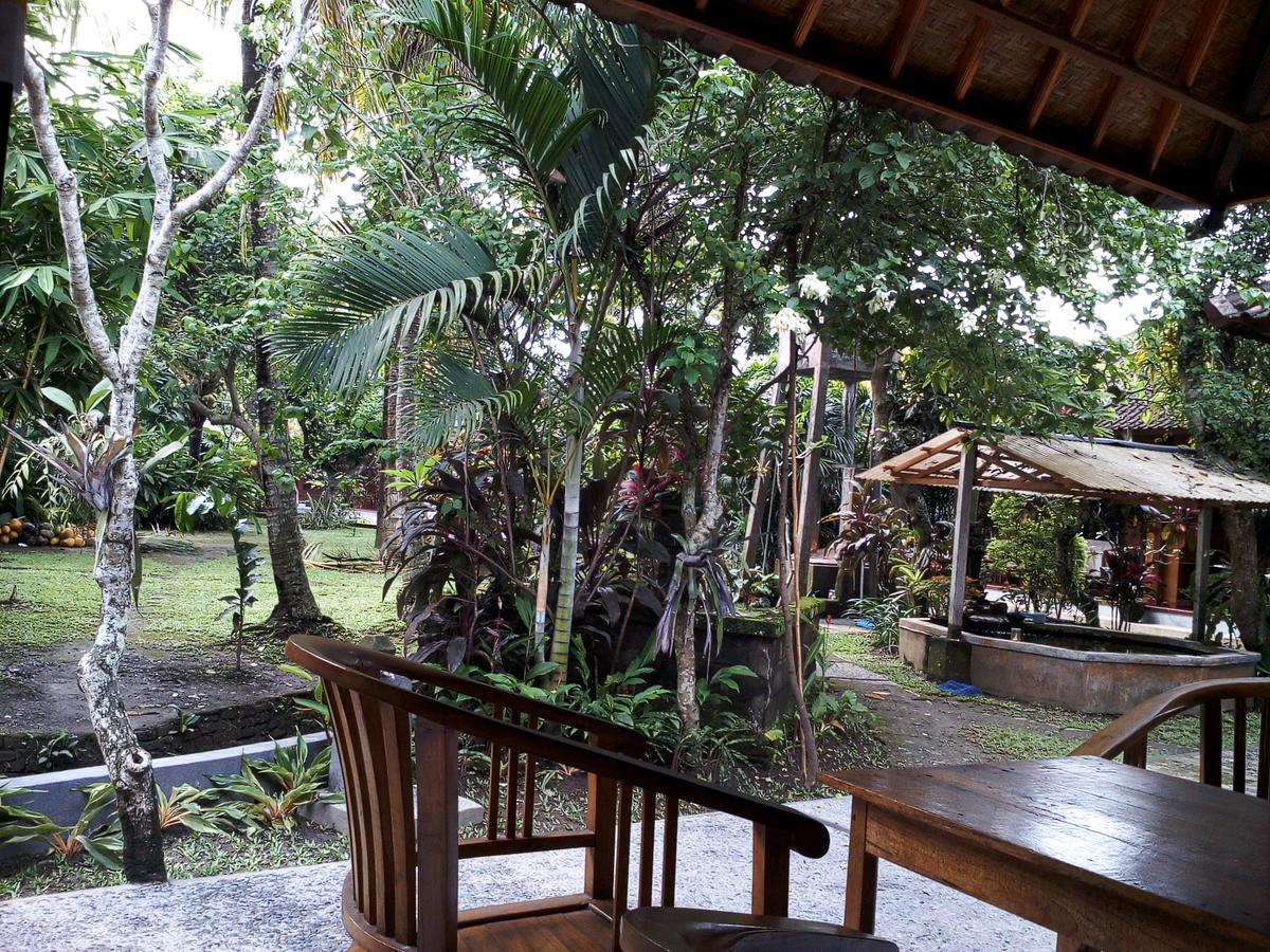 Madra Homestay Ubud Exteriör bild